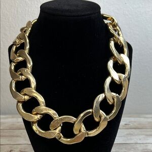 Fabulous Aldo Chunky Gold Chain Necklace